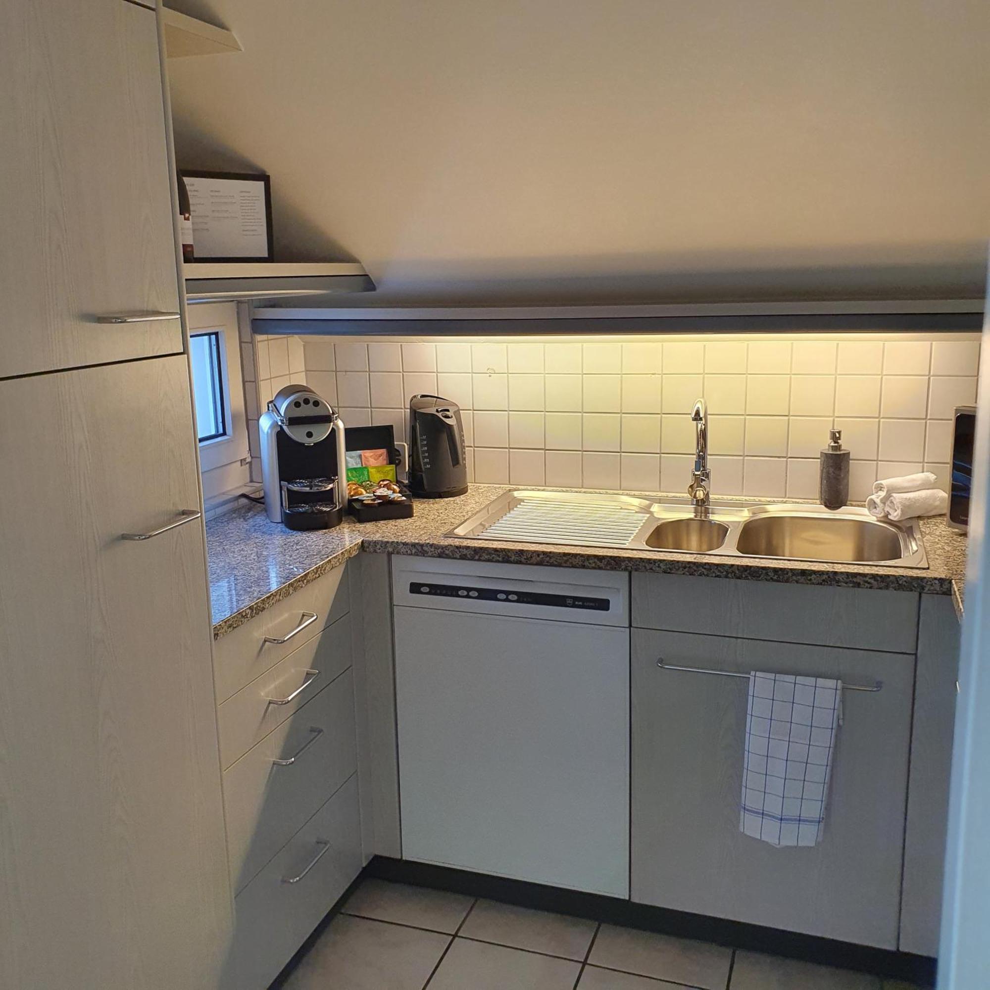 Airhome Zug Neugasse Stadtzentrum Номер фото
